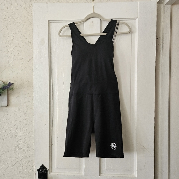 Nautica Women's Competition Active Bodysuit Size Medium, Crisscross Back - Picture 1 of 10